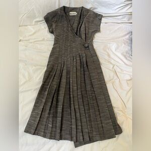 Elegant Gray Pleated Dress